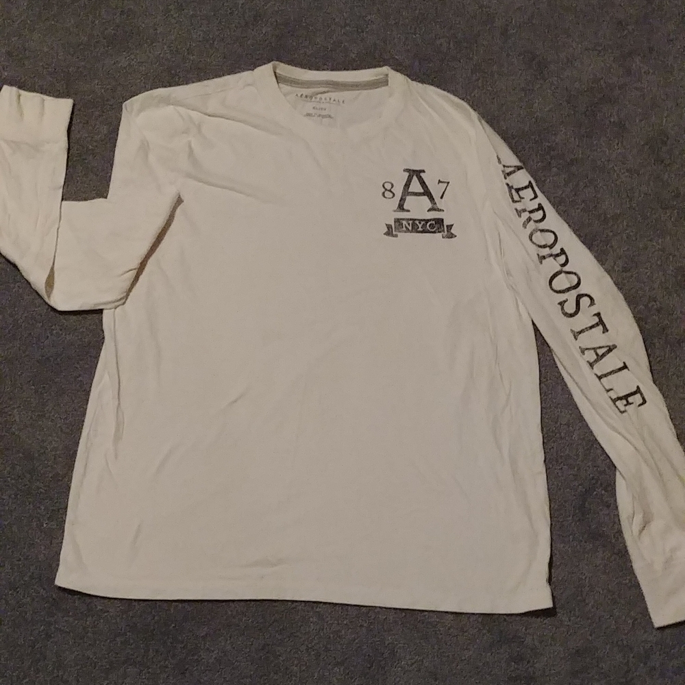 XL Aeropostale Longsleeve T